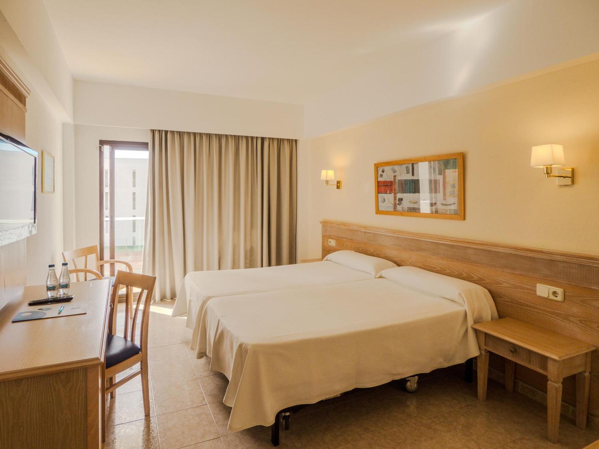 Hotel Santa Maria Playa Cala Millor  Ngoại thất bức ảnh